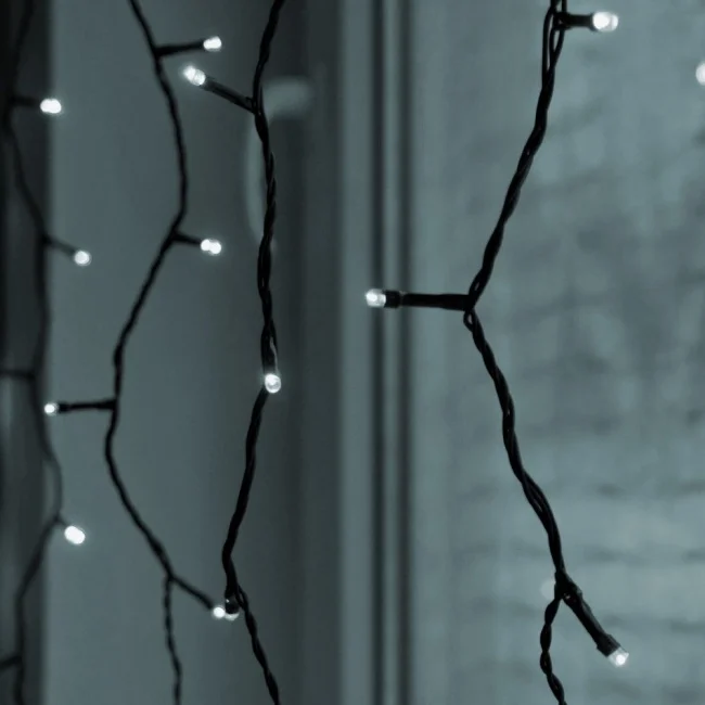 DekorTrend contact LED svetlosna zavesa 140 kom hladno bela 1x2m KDK 012 DekorTrend contact LED svetlosna zavesa 140 kom hladno bela 1x2m KDK 012